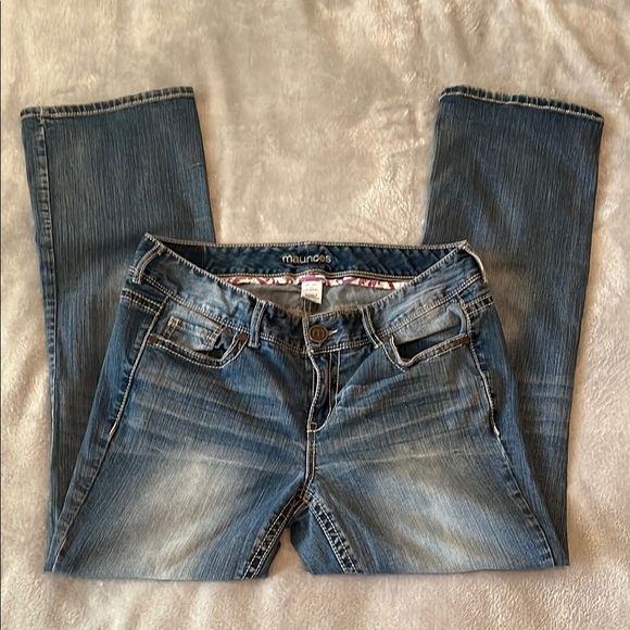 Maurices Blue Boot Cut Jeans with Vintage-Inspired Look - Picture 8 of 8